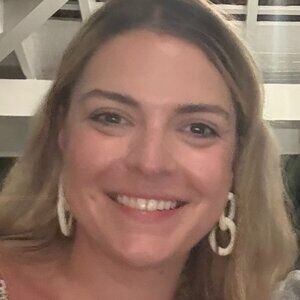 Meet your Posher, Monica